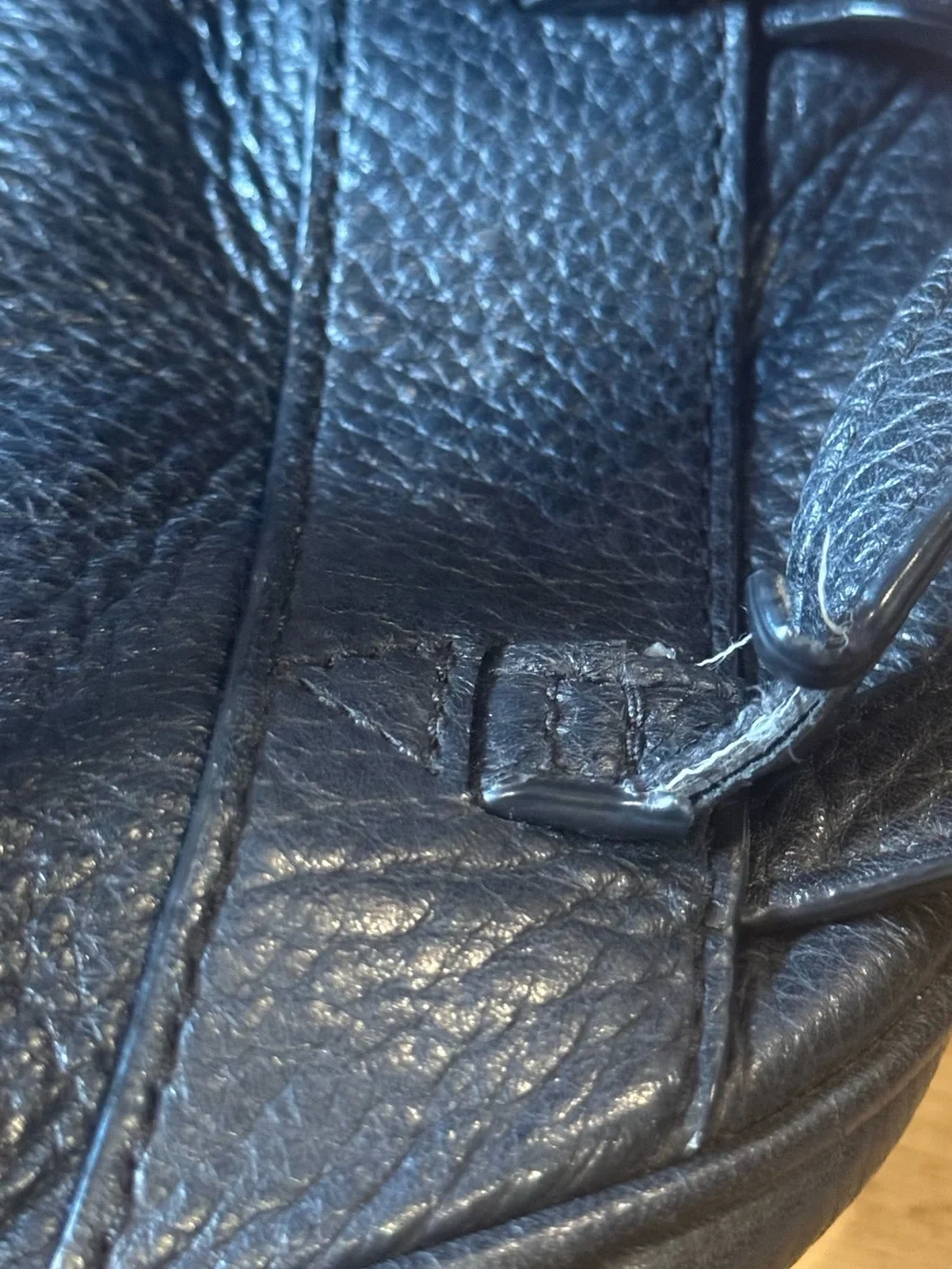 Michael Kors compact pebbled